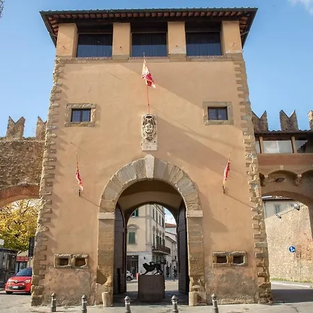 Piazza Grande-giallo Cremisi *